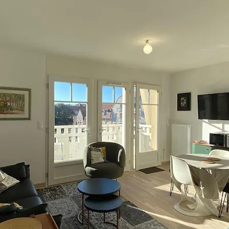 4 Personnes-balcon Plein Sud-garage-wifi *
